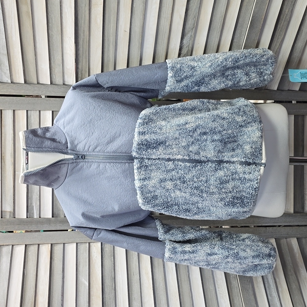 Cozy Gray Fleece Zip-Up Jacket | MTA Sport | Small